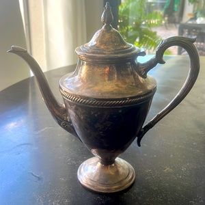 Vintage Castleton 4802 silver plated tea /coffee pot